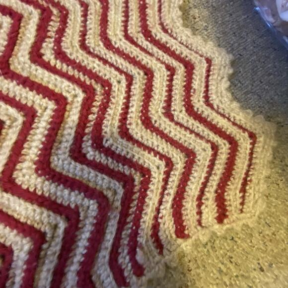 Vintage Hand Knit Crochet Blanket Throw Afghan 38x45” Red Gray Chevron Cottage - Picture 3 of 5